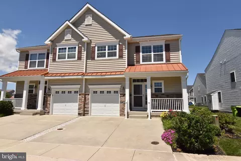34417 Bronze St #33B, Rehoboth Beach, DE 19971