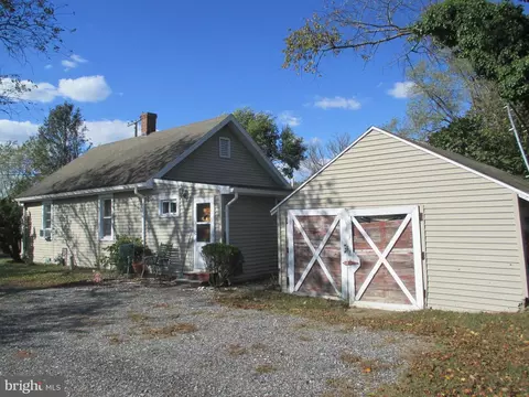Other - 815 Wolfe St, Laurel, DE 19956 photo 4 of 11