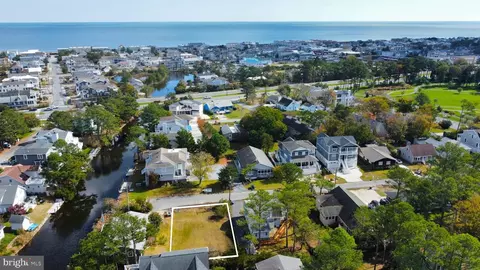 433 Gibson Ave, Bethany Beach, DE 19930 photo 1