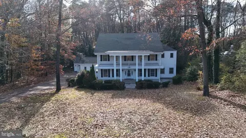 9 Woodland Dr, Seaford, DE 19973