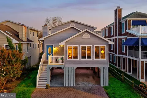 114 3rd St, Bethany Beach, DE 19930 photo 2