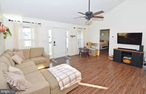 Entry Way - 29005 S Legacy Ln, Laurel, DE 19956 photo 1 of 5