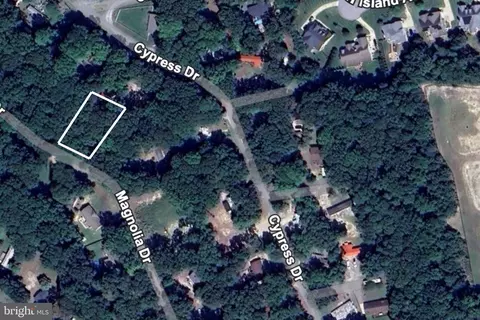 22969 Magnolia Dr, Lewes, DE 19958