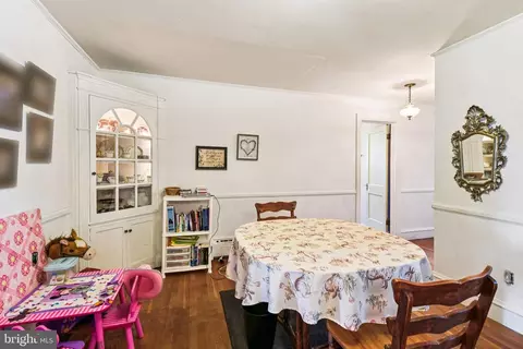 Dining - 9266 Sharptown Rd, Laurel, DE 19956 photo 4 of 5