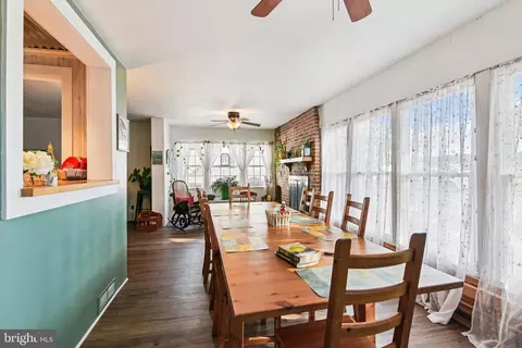 Dining - 9266 Sharptown Rd, Laurel, DE 19956 photo 2 of 5