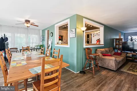 Dining - 9266 Sharptown Rd, Laurel, DE 19956 photo 1 of 5