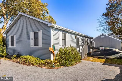 37032 Mallard Dr, Selbyville, DE 19975
