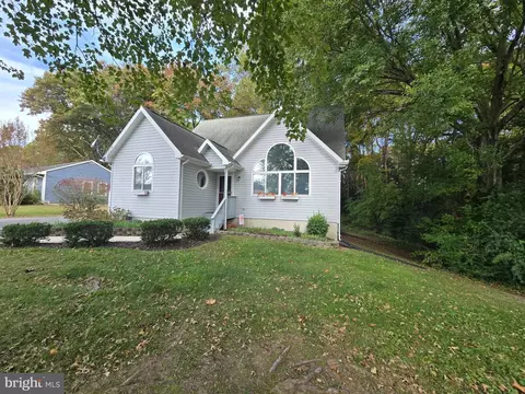 Exterior - 129 Tulip Dr, Lewes, DE 19958 photo 12 of 23
