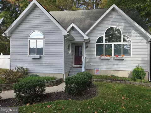 Exterior - 129 Tulip Dr, Lewes, DE 19958 photo 11 of 23
