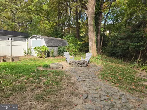 Exterior - 129 Tulip Dr, Lewes, DE 19958 photo 18 of 23