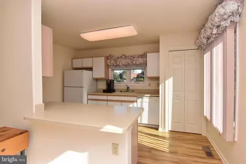 Kitchen - 146 Lakeside Dr, Lewes, DE 19958 photo 1 of 3