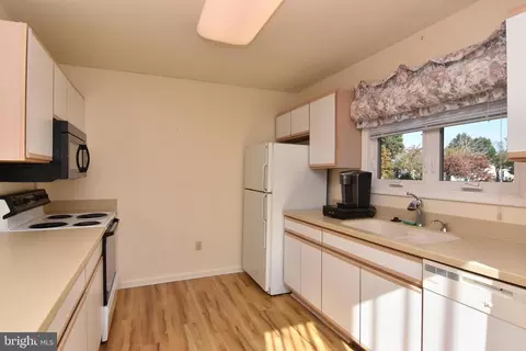 Kitchen - 146 Lakeside Dr, Lewes, DE 19958 photo 3 of 3
