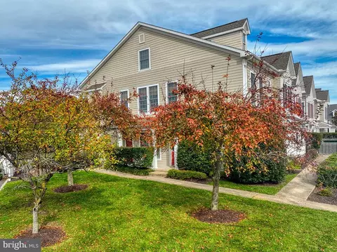 Exterior - 232 October Glory Ave # B, Ocean View, DE 19970 photo 8 of 13