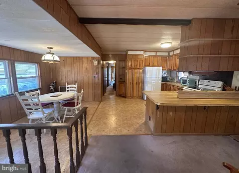 Entry Way - 39 Shannon St, Delmar, DE 19940 photo 1 of 1