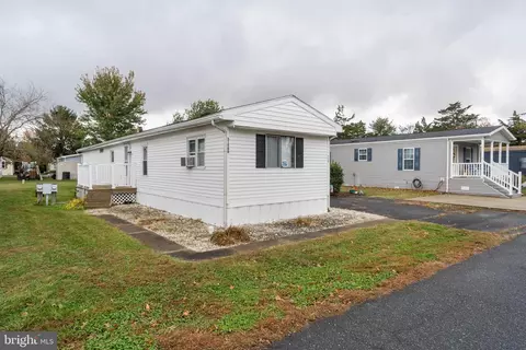 31588 Oak Ct, Lewes, DE 19958