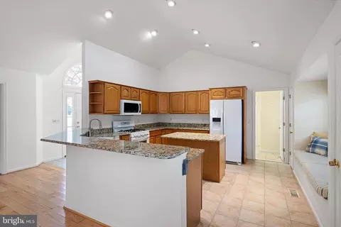Kitchen - 670 Bethany Loop, Bethany Beach, DE 19930 photo 5 of 6