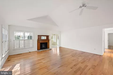 Living - 670 Bethany Loop, Bethany Beach, DE 19930 photo 2 of 6