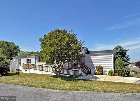 1 Andover Ln #B-16, Lewes, DE 19958