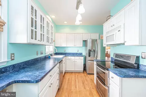 Kitchen - 263 Oyster Shell Cv, Bethany Beach, DE 19930 photo 1 of 2