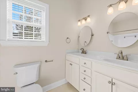 Bath - 31010 Oak Leaf Dr, Lewes, DE 19958 photo 2 of 2