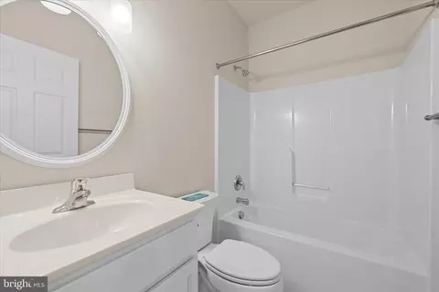 Bath - 31010 Oak Leaf Dr, Lewes, DE 19958 photo 1 of 2
