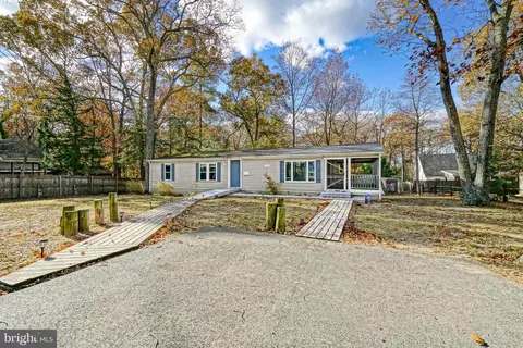 22916 Pine Rd, Lewes, DE 19958