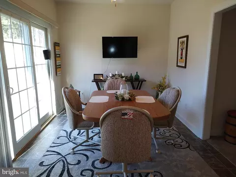 Dining - 2 Castleberry Ln, Georgetown, DE 19947 photo 2 of 2