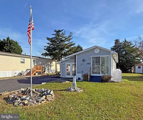 21787 B St #B-14, Rehoboth Beach, DE 19971