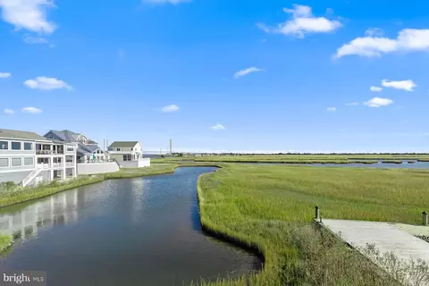View/Area - 18 S Shore Dr, Bethany Beach, DE 19930 photo 5 of 9