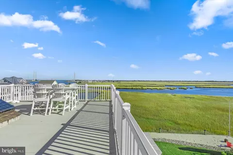 View/Area - 18 S Shore Dr, Bethany Beach, DE 19930 photo 4 of 9
