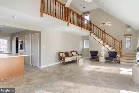 Living - 38225 Piney Point Rd, Ocean View, DE 19970 photo 2 of 4