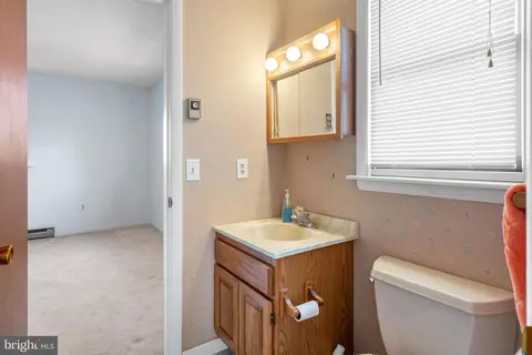 Bath - 38225 Piney Point Rd, Ocean View, DE 19970 photo 2 of 2