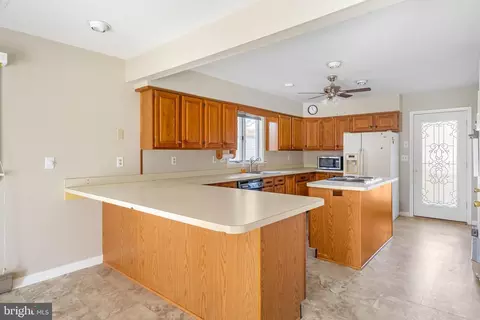 Kitchen - 38225 Piney Point Rd, Ocean View, DE 19970 photo 2 of 2