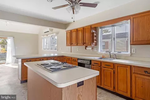 Kitchen - 38225 Piney Point Rd, Ocean View, DE 19970 photo 1 of 2