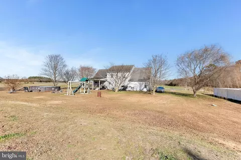 Exterior - 8960 Bacons Rd, Delmar, DE 19940 photo 9 of 9