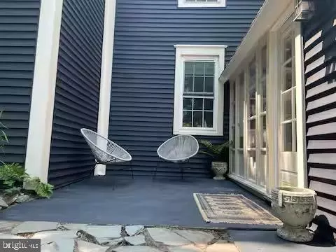 Exterior - 105 Atlantic St, Milton, DE 19968 photo 8 of 14