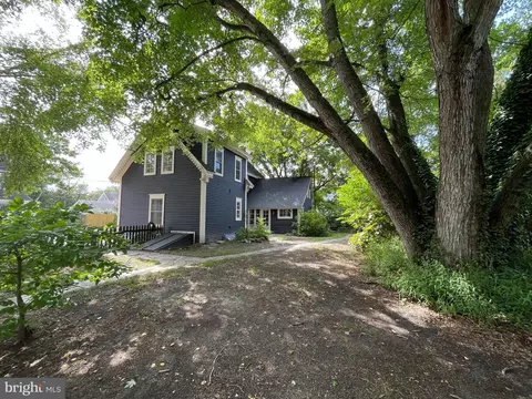 Exterior - 105 Atlantic St, Milton, DE 19968 photo 9 of 14