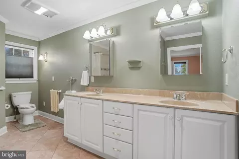 Bath - 314 E 5th St, Seaford, DE 19973 photo 2 of 2
