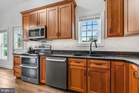 Kitchen - 34170 Clay Rd, Lewes, DE 19958 photo 6 of 7