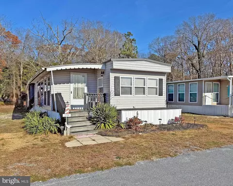 38306 Squirrel Rd #217, Ocean View, DE 19970