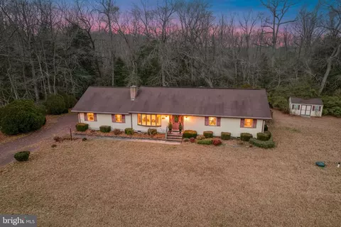 31674 Hickory Manor Rd, Frankford, DE 19945