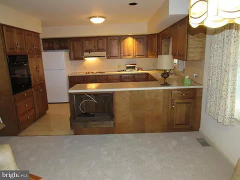 Kitchen - 120 Lewis Dr, Laurel, DE 19956 photo 2 of 2