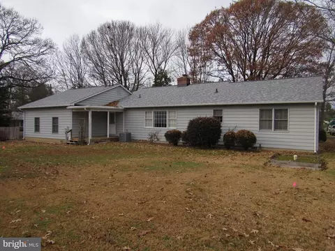 Exterior - 120 Lewis Dr, Laurel, DE 19956 photo 2 of 3