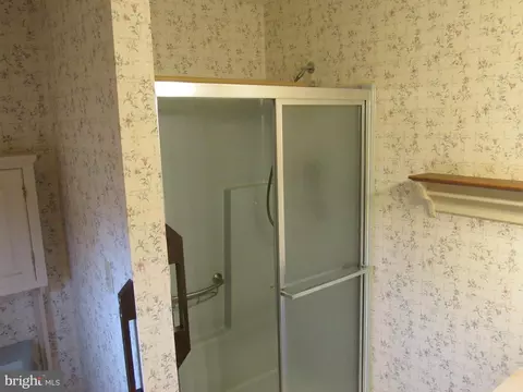 Bath - 120 Lewis Dr, Laurel, DE 19956 photo 3 of 3
