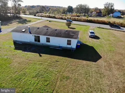 View/Area - 16583 Laurel Rd, Laurel, DE 19956 photo 2 of 6
