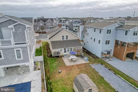 109 Central Blvd, Bethany Beach, DE 19930 photo 5