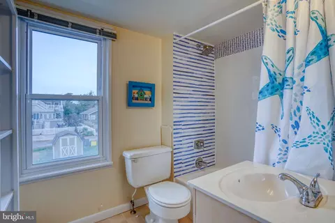 109 Central Blvd, Bethany Beach, DE 19930 photo 31