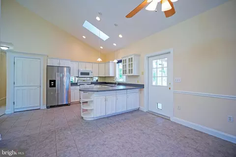 Kitchen - 2 Margate Ct, Lewes, DE 19958 photo 1 of 4