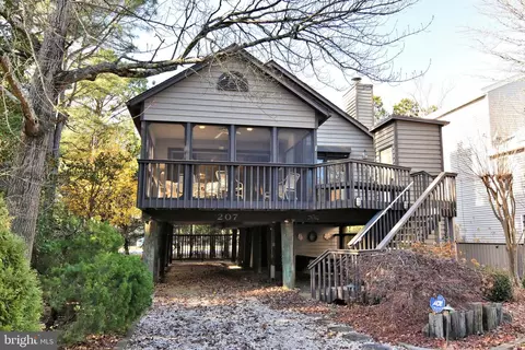 207 Ashwood Ct, Bethany Beach, DE 19930