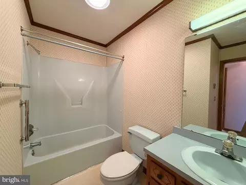 Bath - 31461 Hope St, Ocean View, DE 19970 photo 2 of 2